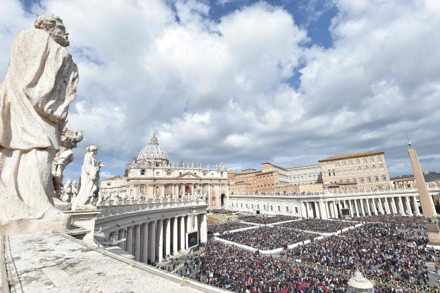 Un Irakien a menacé de s’immoler près du Vatican | Clickpresse.com ...